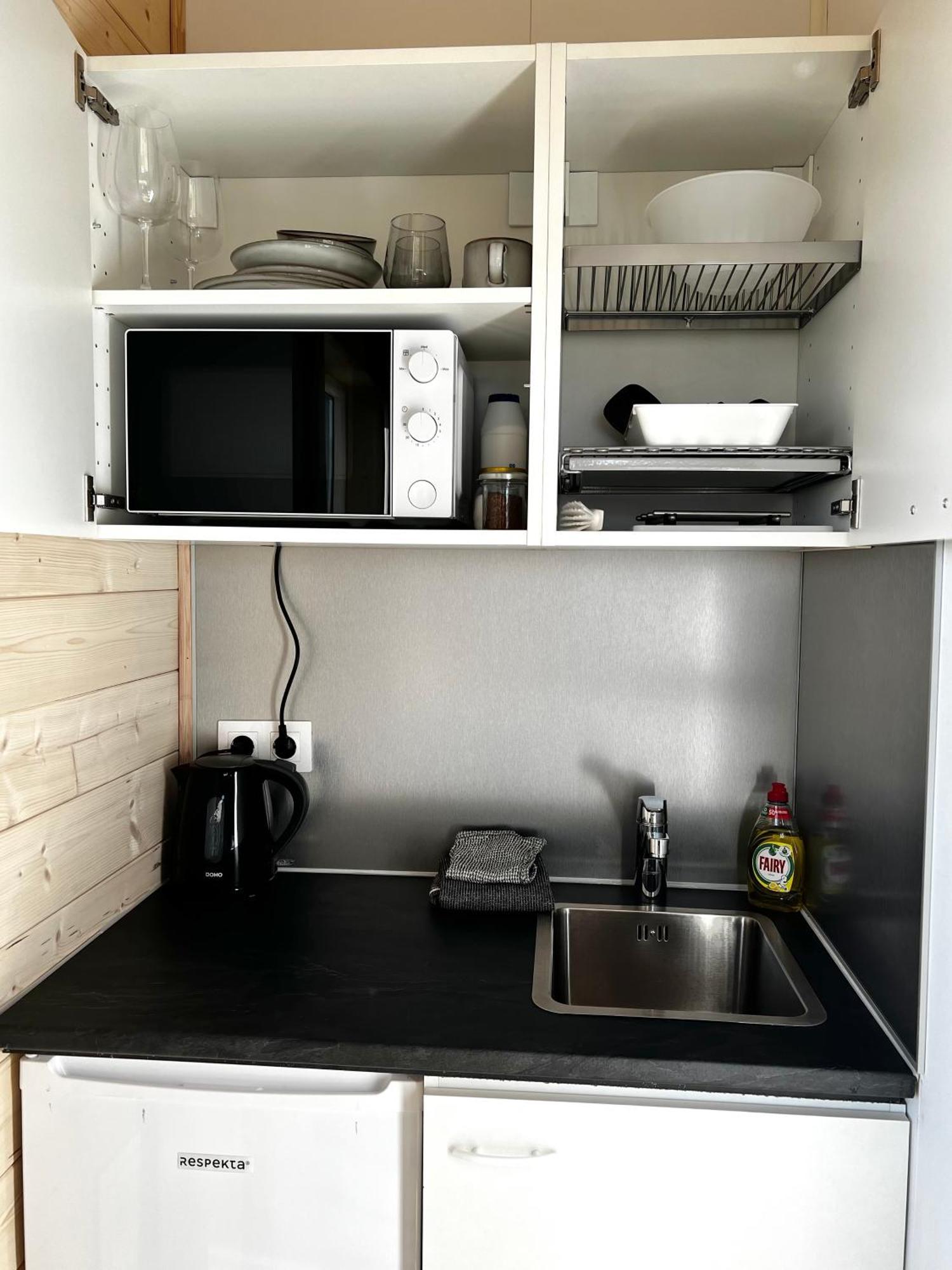 Rey Stays - Small & Cozy Studio Хофн Экстерьер фото